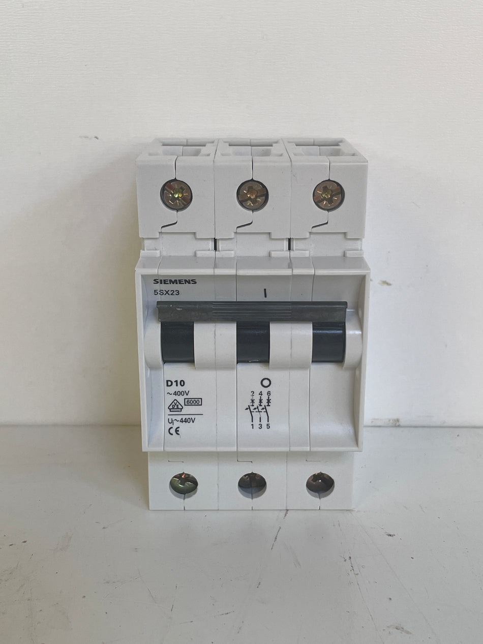5SX2310-8 Circuit breaker